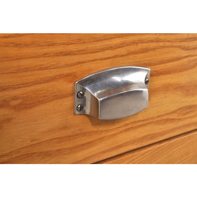 Art Deco Shop Display Cabinet in Oak, 1930s For Sale - Image 9 of 18