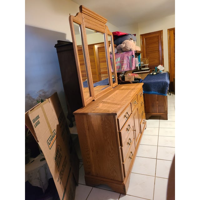Vintage Kincaid Dresser With Tri Fold Mirror Chairish