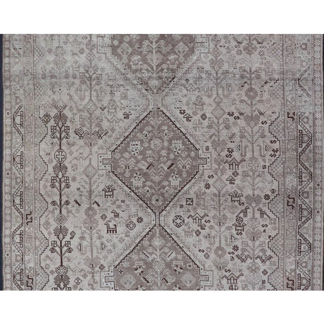 Early 20th Century Hand Knotted Antique Persian Shiraz Rug With Tribal Geometric Medallions For Sale - Image 9 of 13