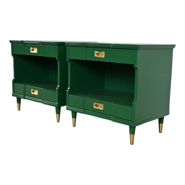 John Widdicomb Mid-Century Modern Hollywood Regency Green Lacquered Nightstands, Newly Refinished For Sale