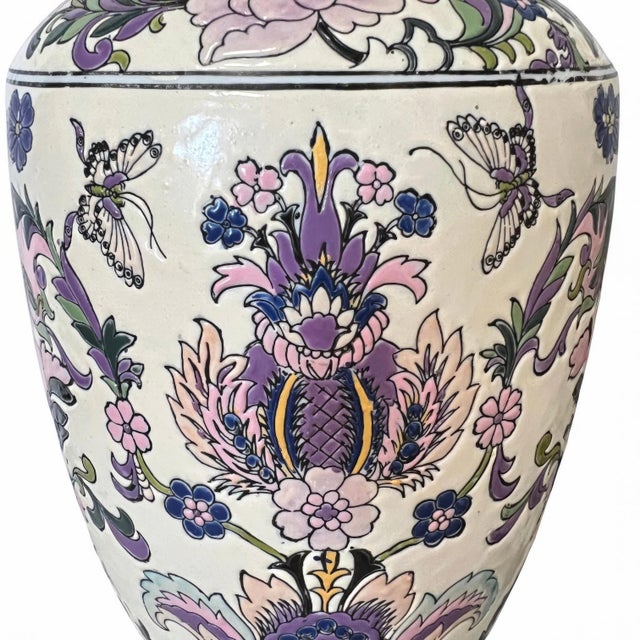 Cream 1970s Ornate Floral Ceramic Urn Table Lamps With Carved Wood Bases - a Pair For Sale - Image 8 of 13