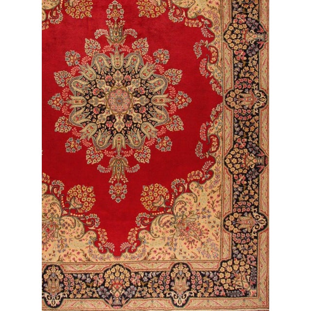 Middle Eastern Rug in Wool For Sale - Image 4 of 11
