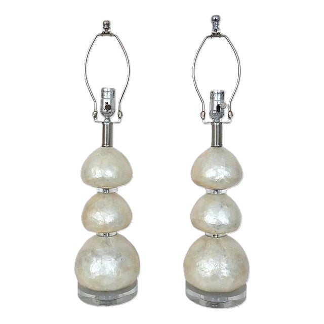 Late 20th Century Pair of Coastal Stacked Capiz Shell Table Lamps For Sale