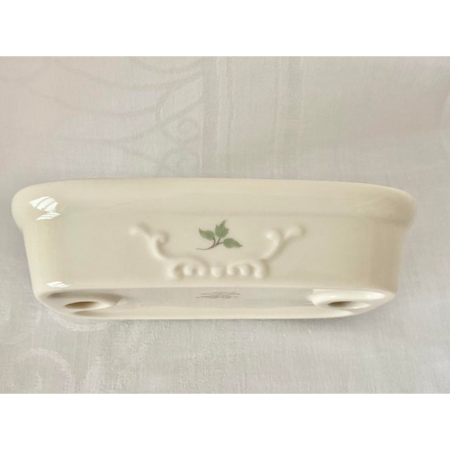 Lenox Late 20th Century Lenox Rose Manor Porcelain Soap Dish - Ivory With Pink Rosebuds Excellent Condition. For Sale - Image 4 of 12