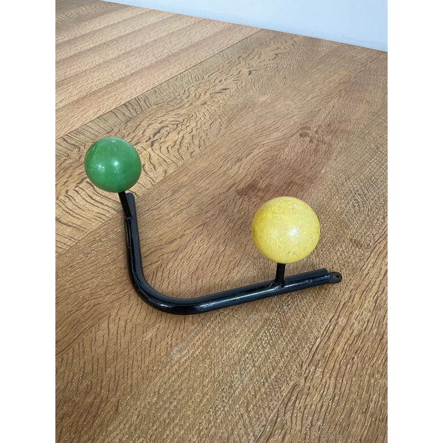 1950s Mid-Century Modern French Sputnik Wall Hook With Green & Yellow Atomic Balls For Sale In Raleigh - Image 6 of 10