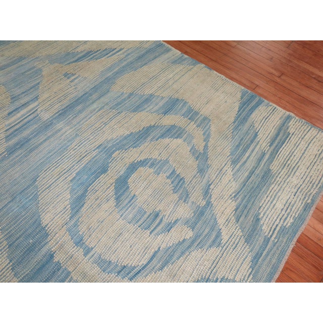 Early 21st Century Blue Turkish Kilim Flat-Weave Wool Rug - 9'10" x 13'11" For Sale - Image 4 of 6