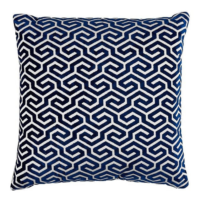 Schumacher Schumacher Ming Fret Velvet 22" Pillow in Navy For Sale - Image 4 of 4