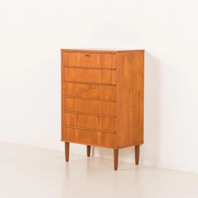 Mid-Century Danish Teak Chest of Drawers, 1960s For Sale - Image 4 of 13