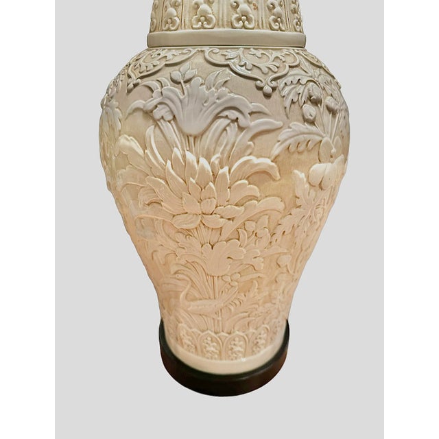 Pair of 1970s Chapman White Floral and Bird Relief Chinoiserie Lamps With White Silk Patterned Shades For Sale In New York - Image 6 of 13