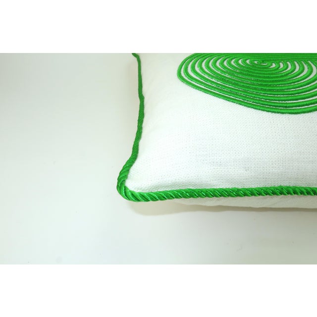 Jonathan Adler Pompidou Green Quatrefoil Pillows, a Pair For Sale - Image 9 of 14