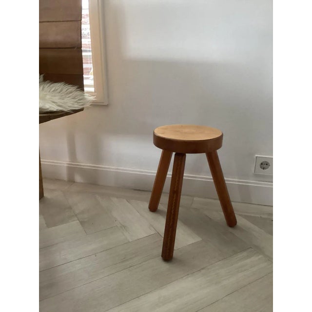 Mid-Century Modern French Pine Wooden Stool, 1960 For Sale - Image 3 of 6