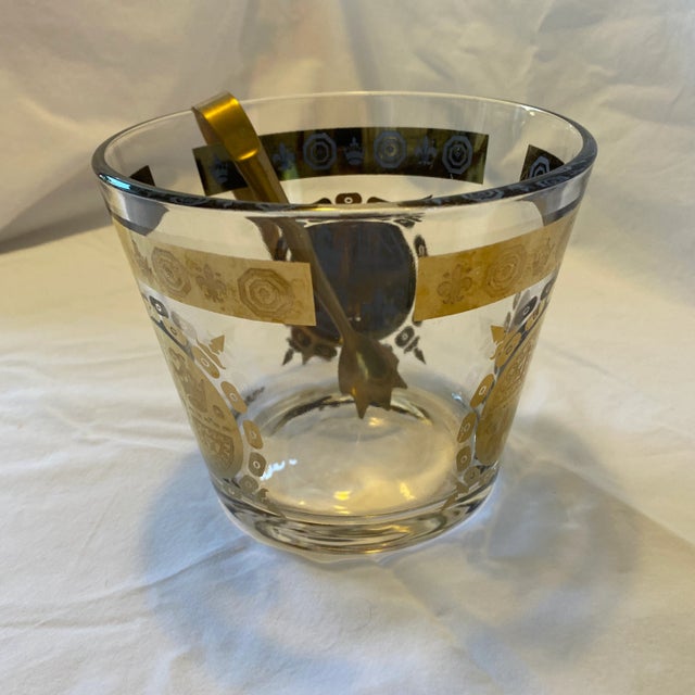 Metal 1960s Vito Bari Gold Fleur De Lis, Crown Ice Bucket, Signed For Sale - Image 7 of 10
