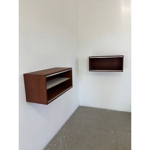 Mid 20th Century Pair of Floating Wall Cabinets in the Style of George Nelson For Sale In Philadelphia - Image 6 of 12