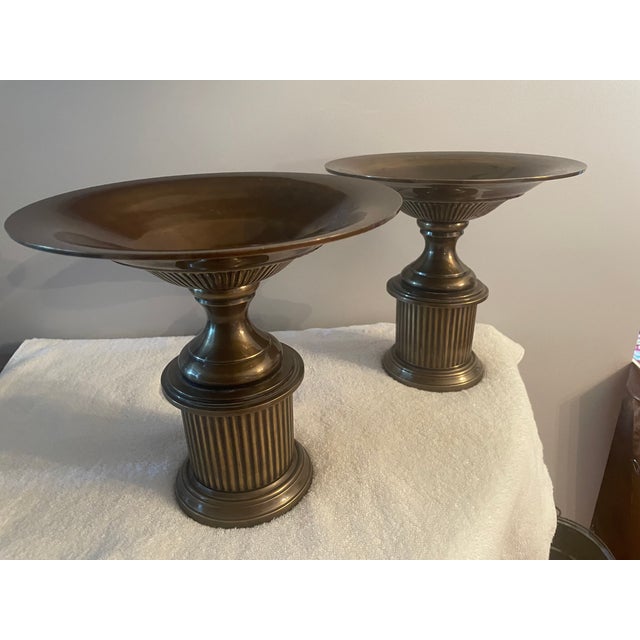 Bronze Pair of Mid-Century Neoclassical Fluted Tazzas - Polished Bronze For Sale - Image 8 of 9
