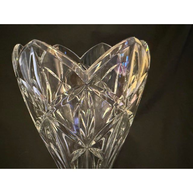 Lenox Vintage Lenox Crystal Vase With Scalloped Rim and Starburst Cuts For Sale - Image 4 of 5