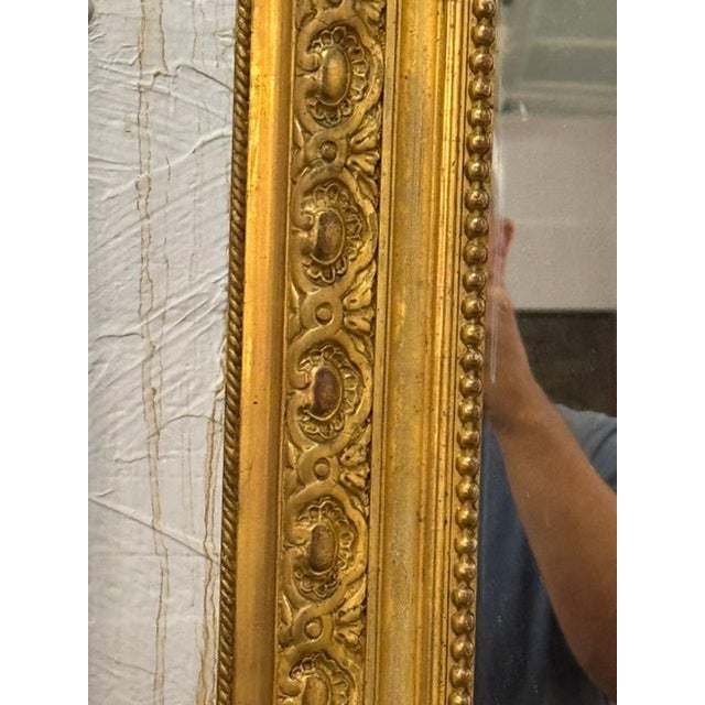 French 19th C. French Louis XV Giltwood Mirror For Sale - Image 3 of 9