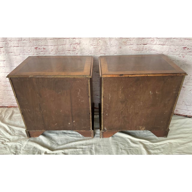 Georgian Style Burl Wood Side Chests a Pair For Sale In Tampa - Image 6 of 10