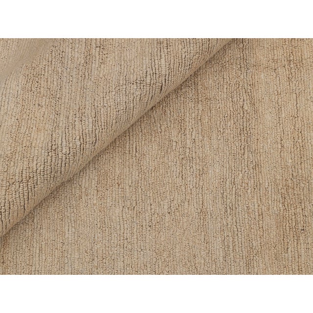 High Quality Hand Knotted Light Tan Jute Loop Pattern Solid Rug 8x10Ft. For Sale - Image 11 of 12