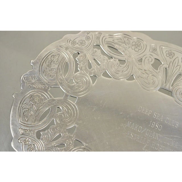 Metal Vintage Wallace 731 Victorian Style Silver Plated Oval Trivet 1980 Award Platter For Sale - Image 7 of 11