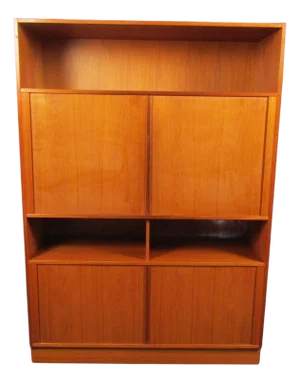 1960s Mid-Century Modern Teak Cabinet