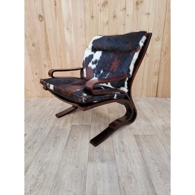 Mid Century Modern Danish Rosewood Siesta Chair by Ingmar Relling Newly Reupholstered in Cowhide For Sale - Image 9 of 9