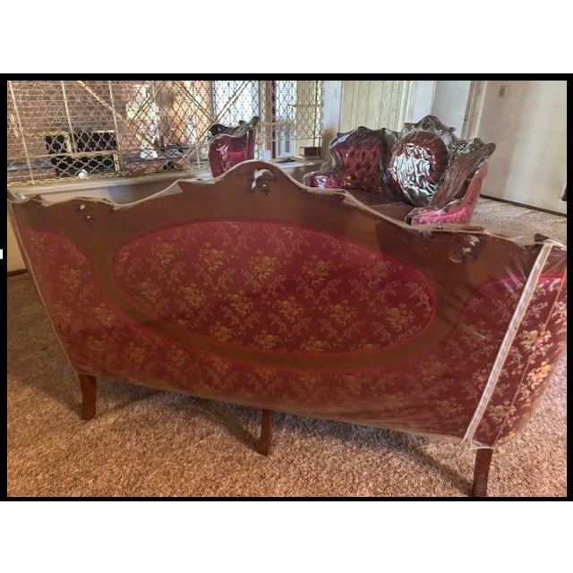 1960s French Provincial Living Room Set For Sale - Image 9 of 18