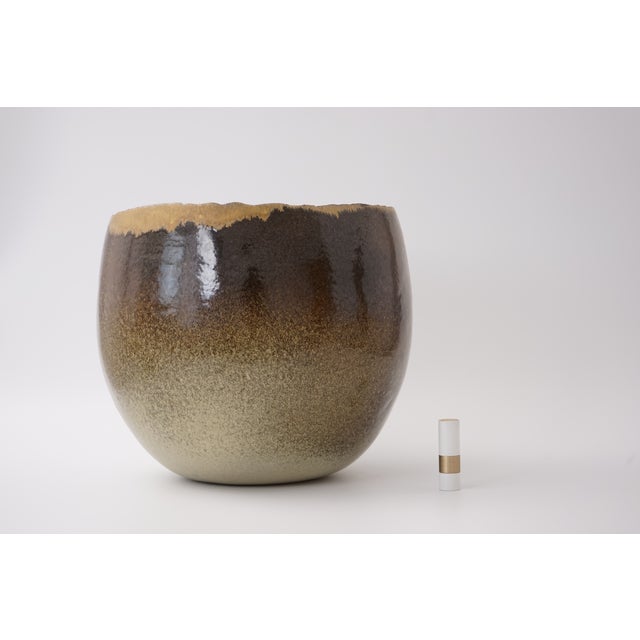 Artist: Sabine Jeck (1937-2017) Object: Bowl/Dish Material: Ceramic Signed: Signed on the base by the artist Age: Second...