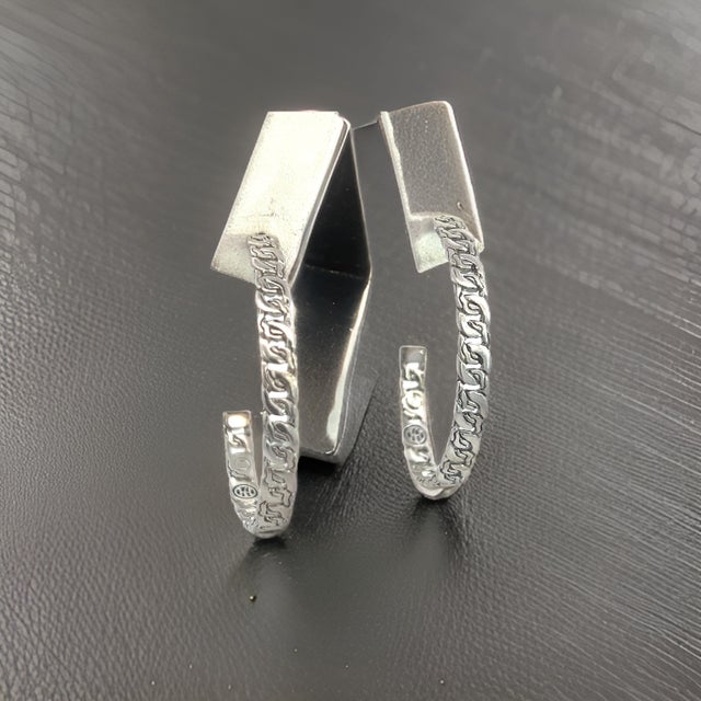 Contemporary 1990s John Hardy Estate XL 2" Cable Chain Hoop Earrings Silver, A Pair For Sale - Image 3 of 10