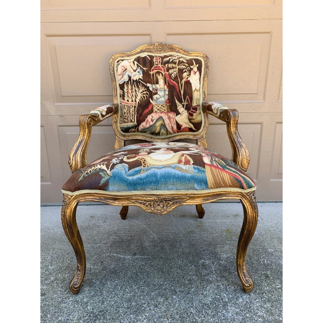 French Provincial Louis XV Giltwood Fauteuil With Chinoiserie Tapestry Upholstery For Sale - Image 4 of 12
