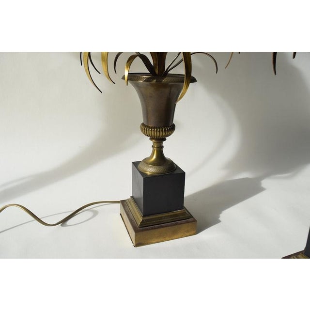 Hollywood Regency Vintage Maison Charles Brass Palm Table Lamps, French Mid-Century Hollywood Regency Pair, "Vase Roseaux" Design, 1950s For Sale - Image 3 of 10