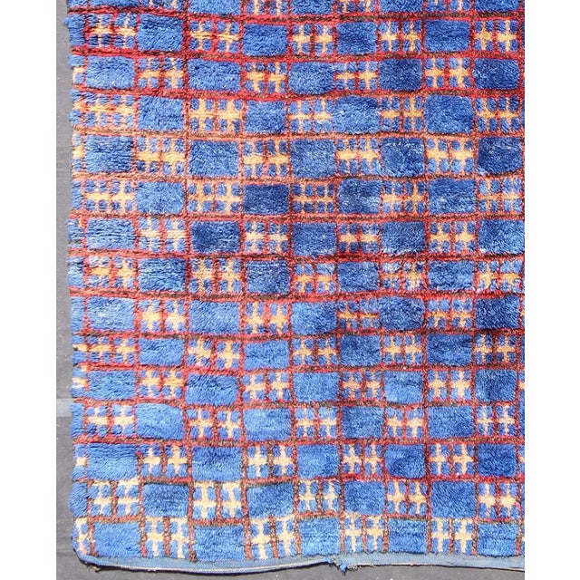 Moroccan Vintage All-Over Tribal Moroccan Rug For Sale - Image 3 of 7