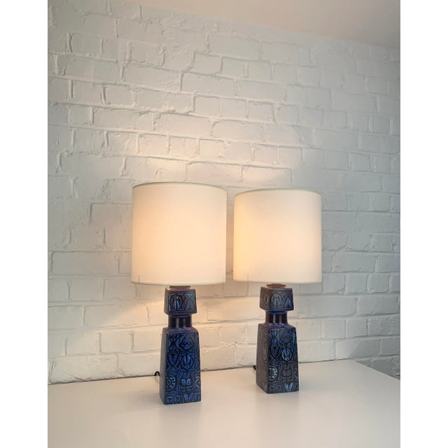 Blue Ceramic Table Lamps by Nils Thorsson for Fog & Morup, 1960s, Set of 2 For Sale - Image 6 of 12