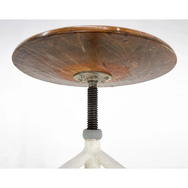1950s Vintage Industrial Adjustable Tripod Stool, 1950s For Sale - Image 5 of 8