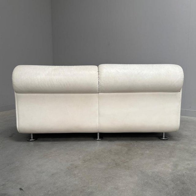 Space Age White Leather Two Seat Lounge Sofa, 1970s For Sale - Image 11 of 14