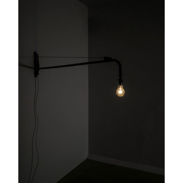 1950s Mid-Century Modern French Black Metal Jib Potence Wall Lamp by Jean Prouvé, 1950s For Sale - Image 5 of 7