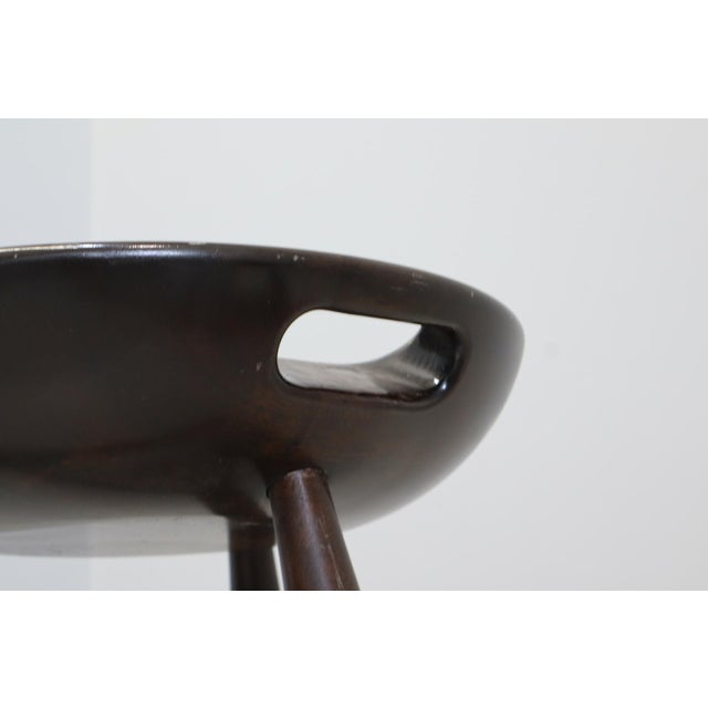 1960s Mocho Stools in Brazilian Walnut by Sergio Rodrigues, 1960s, Set of 2 For Sale - Image 5 of 16