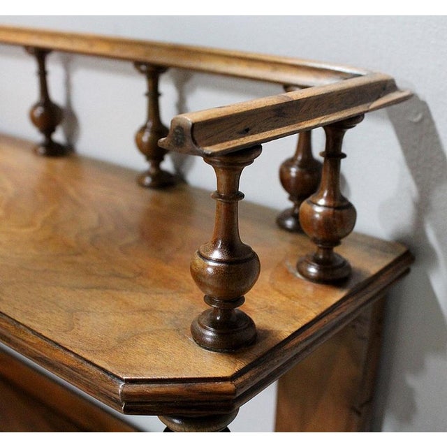 Small Louis-Philippe Bureau in Dried Walnut For Sale - Image 6 of 18