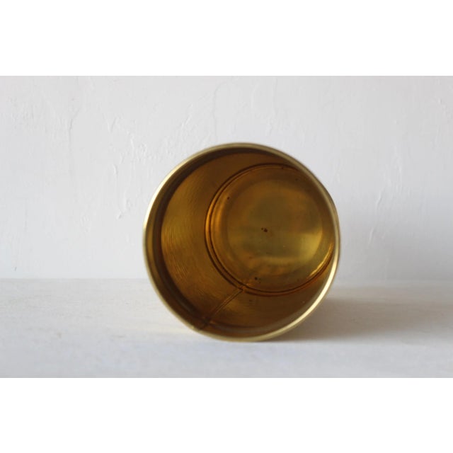 Vintage American Hammered Brass Cylindrical Planter Mid Century For Sale In Miami - Image 6 of 7