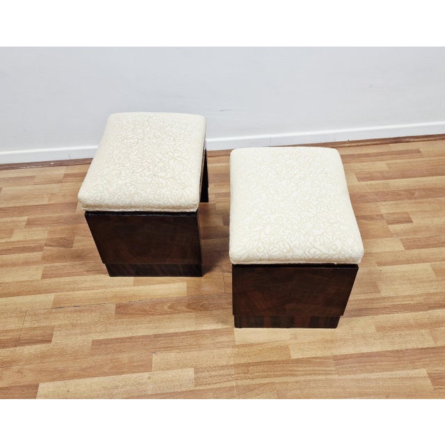 Vintage Italian Art Deco Stools in Walnut Crotch, 1930s, Set of 2 For Sale - Image 6 of 16