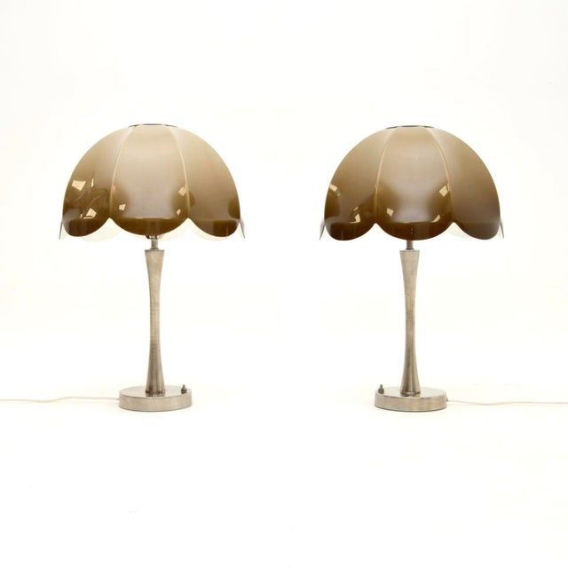 Vintage Chrome and Acrylic Table Lamps in the style of Guzzini, 1970s, Set of 2 For Sale - Image 11 of 11