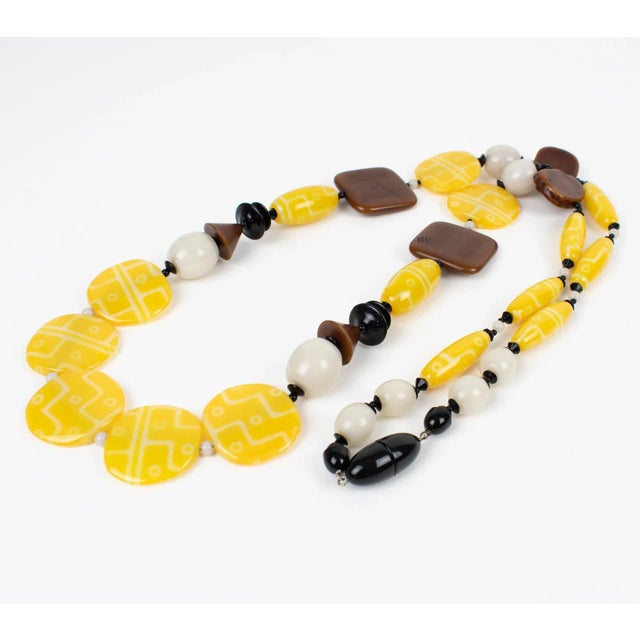 Angela Caputi Extra-Long Necklace Faux-Wood and Textured Yellow Resin Beads For Sale - Image 9 of 12