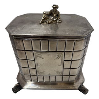 Jonas Bowen & Son 1880 Victorian Silver Plated Biscuit or Trinket Box For Sale