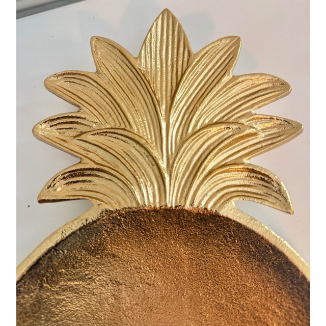 Late 20th Century Gold Cast Aluminum Pineapple Serving Tray – 15.5” Hollywood Regency Tropical Decor For Sale - Image 4 of 6