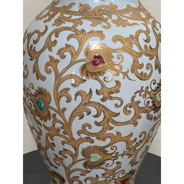 Vintage Chinese White and Gilt Porcelain Lotus Scroll Vase For Sale In New York - Image 6 of 15