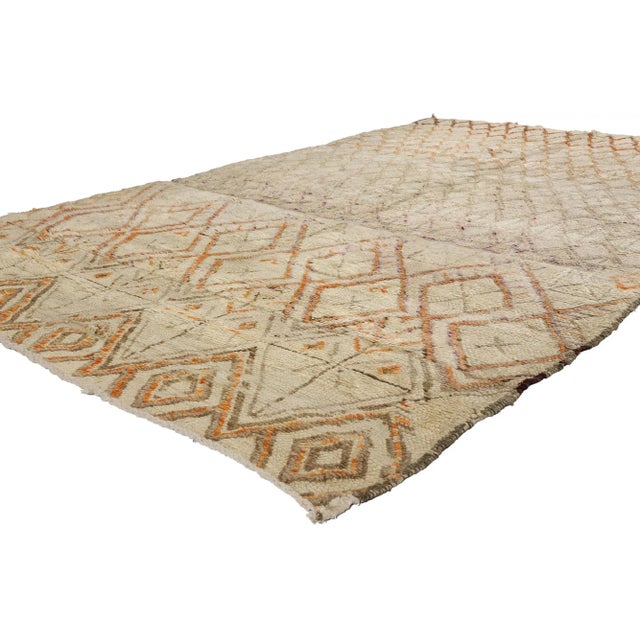 21764 Vintage Moroccan Beni Ourain Rug, 05'05 x 08'11. Hailing from the esteemed Beni Ourain tribe in Morocco, these...
