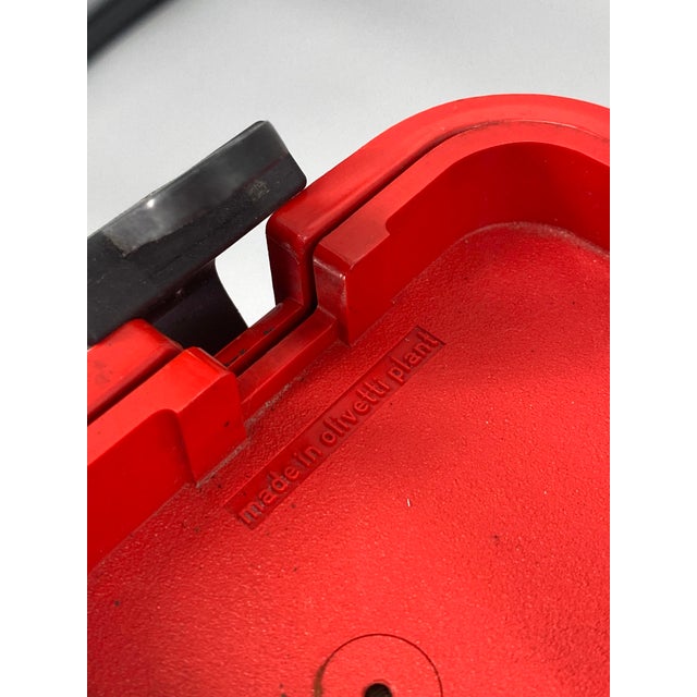 Red Valentine Typewriter by E. Sottsass and P. King for Olivetti, Italy, 1970s For Sale - Image 11 of 18