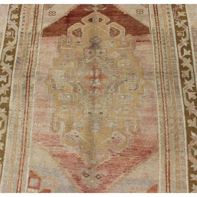 Cream Vintage Turkish Oushak With Large Central Medallion in Cream, Yellow, Brown and Red 3'7"x5'8" For Sale - Image 8 of 10