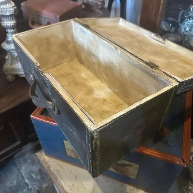 Green 1890s Louis Philippe Brown and Green Lacquered Wood Sicilian Box For Sale - Image 8 of 9