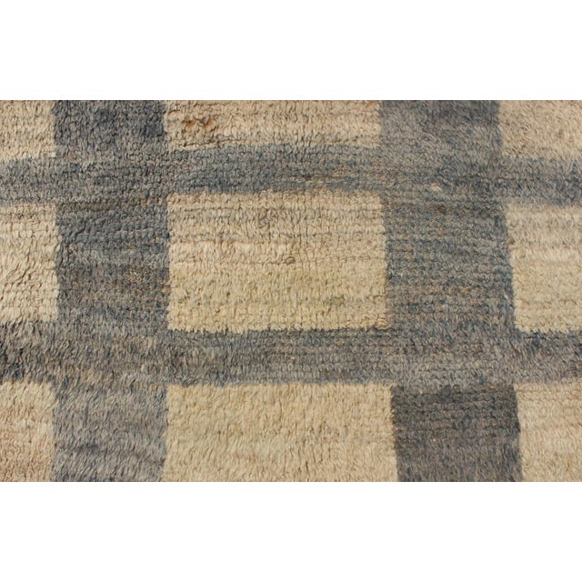Mid 20th Century Vintage Turkish Tulu Rug With Sand Rectangles With Gray Outlines For Sale - Image 4 of 13