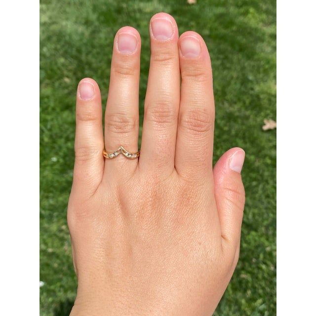 The Elegant Contour: Natural Diamond Ring in Yellow Gold For Sale - Image 10 of 11